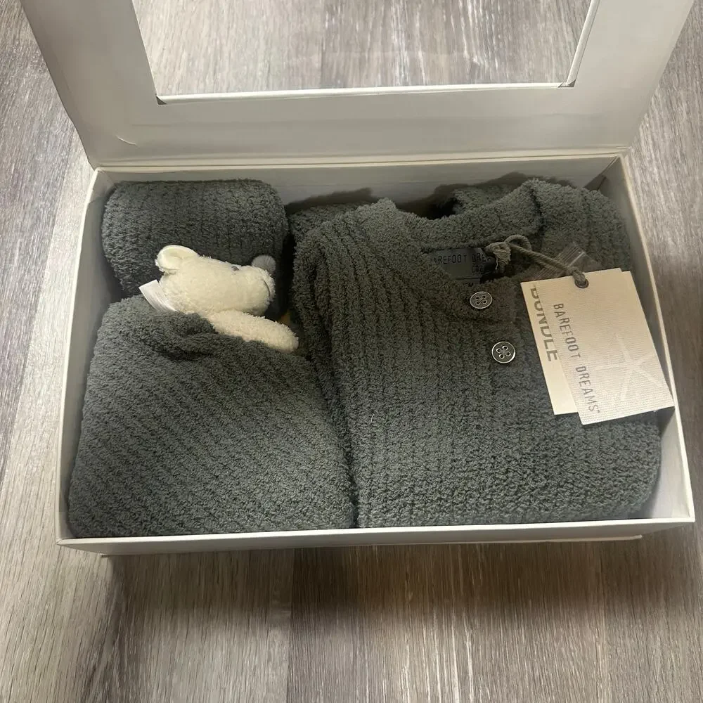 Barefoot Dreams Baby Bundle Ribbed Beanie Ribbed Romper Dream Buddy NEW